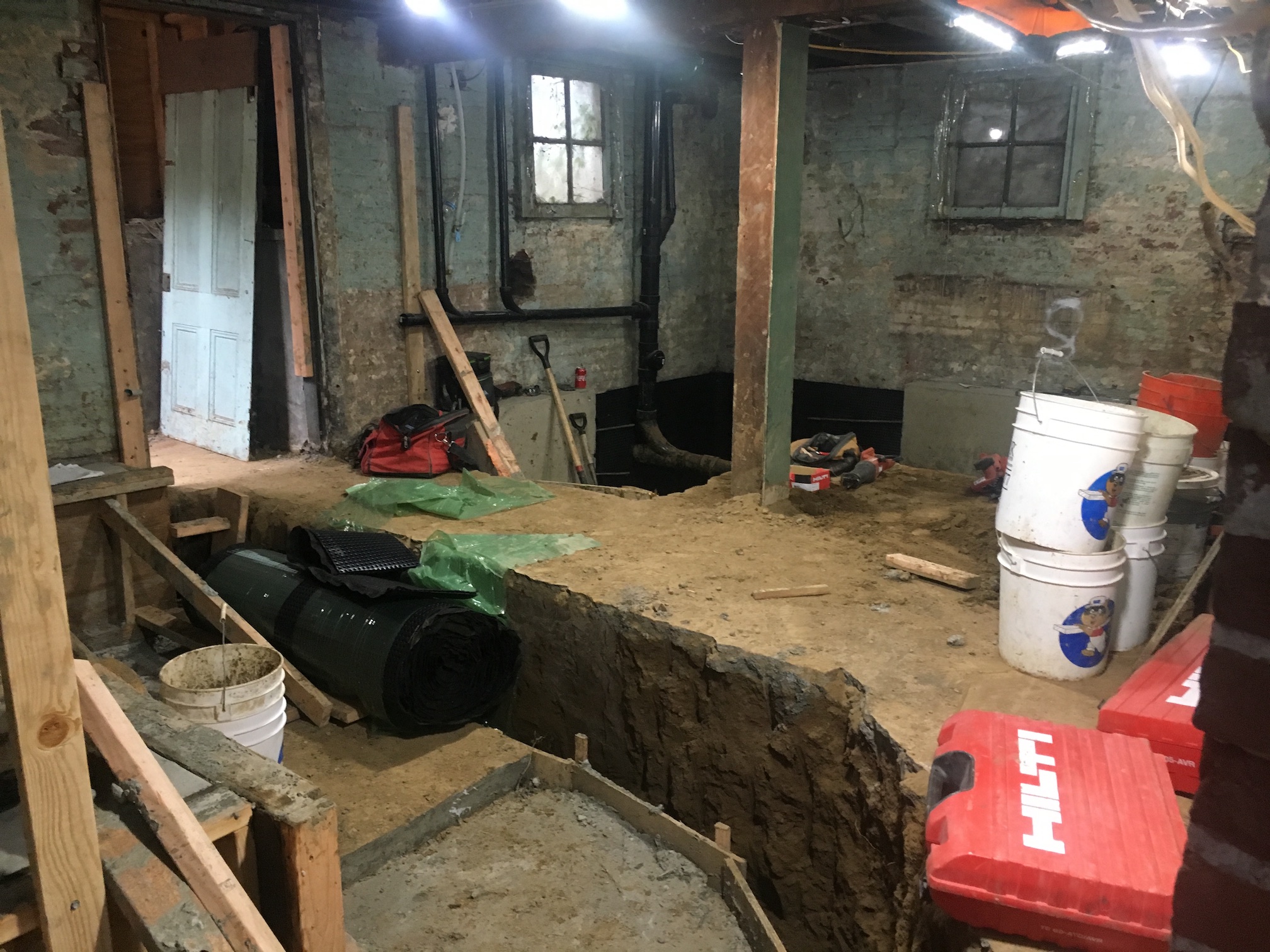 basement-retrofit-earthquake-tech